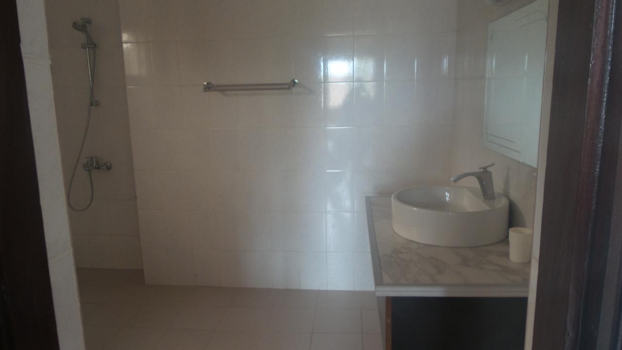 Bed and Breakfast Best View Ломе Экстерьер фото