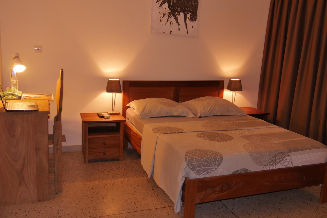 Bed and Breakfast Best View Ломе Экстерьер фото